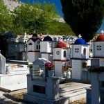 Friedhof in Theologos (Bild: Wikimedia, Nikodem Nijaki)